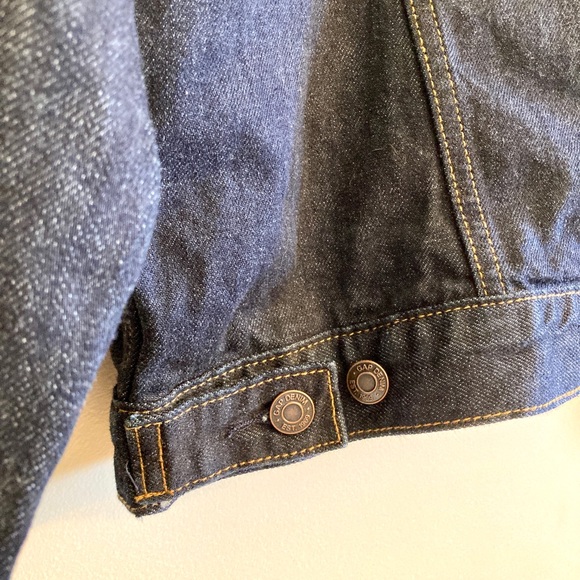 🎉 HP! 🎉 Men’s GAP Denim Jacket - Picture 5 of 9